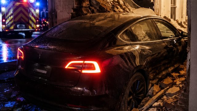 Investigation Launched After Tesla Crash Claims Life in Texas Home