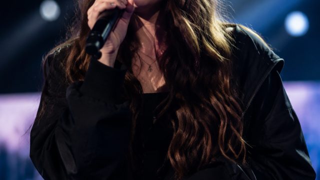 Brook Lynn Stuns Audiences wit
